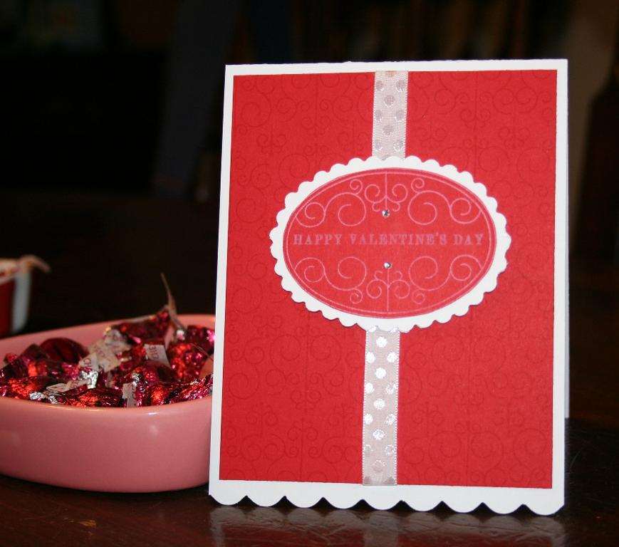 Valentine for my Mom.<br />
<br />
Stamps: Sweet Love<br />
Paper: Real Red (SU), Stampers...