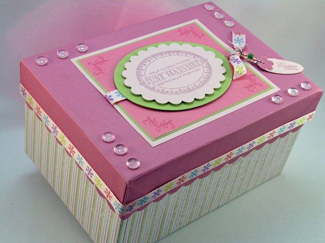 Just Hatched Egg Box - Outside<br />
<br />
Stamps:<br />
Just Hatched<br />
Everyday...