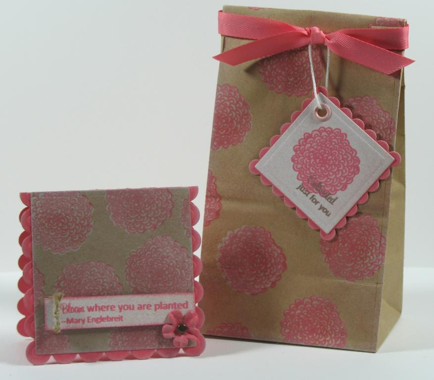 Cultivate Bag and Card<br />
Stamps:  Garden of Life<br />
Cardstock:  Stampers Select White,...