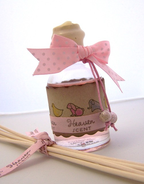 Stamps- Favor it baby, Bitty Blessings<br />
Ink- Dark brown (Marvy) Timber Brown StazOn...
