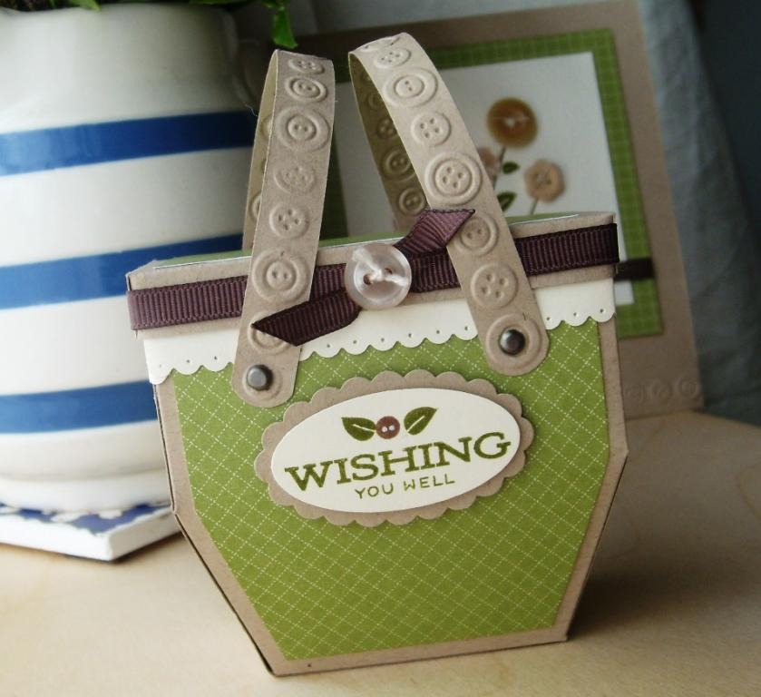 A little picnic basket to go with the button card - a gift for my sister who has just had surgery.