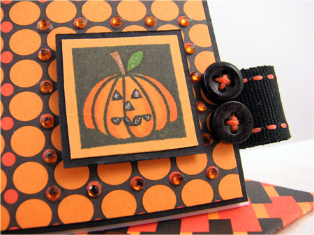 Stamps: Sign Language<br />
Ink: Palette Black<br />
Cardstock: Basic Black, Hocus Pocus...