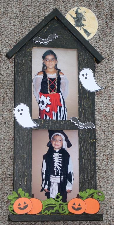 Haunted House Frame<br />
stamps- Boo To You, Spooky Sweets II<br />
ink- acrylic paint,...