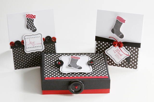 Stocking Prints <br />
Stamps: Stocking Prints, Signature Christmas<br />
Paper: Pure Poppy,...