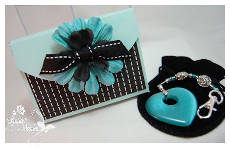 This keychain is the very FIRST beading project I have EVER done!<br />
I am pleased to say...