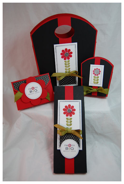 I was inspired  to create an entire gift set!!<br />
All of this fits into the large gift...