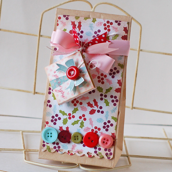 Stamps:  Holiday Button Bits, Polka Dot Basics II<br />
Ink:  Aqua Mist, Pure Poppy, Sweet...