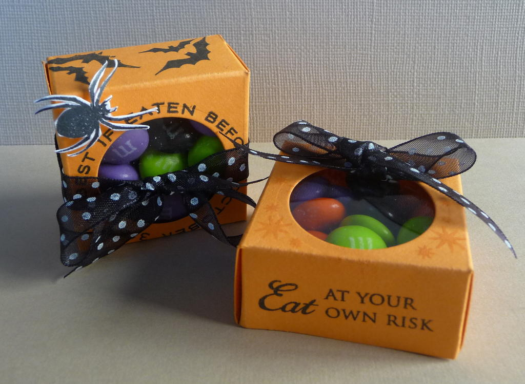 spooky treats 2, waltzing mouse stamps,  bazzil cardstock, mikes ribbon