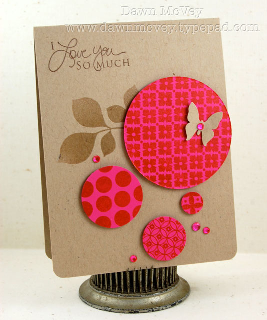 Paper: kraft, raspberry fizz<br />
Stamps: Signature Greetings, Polka Dot Basics II, Background...