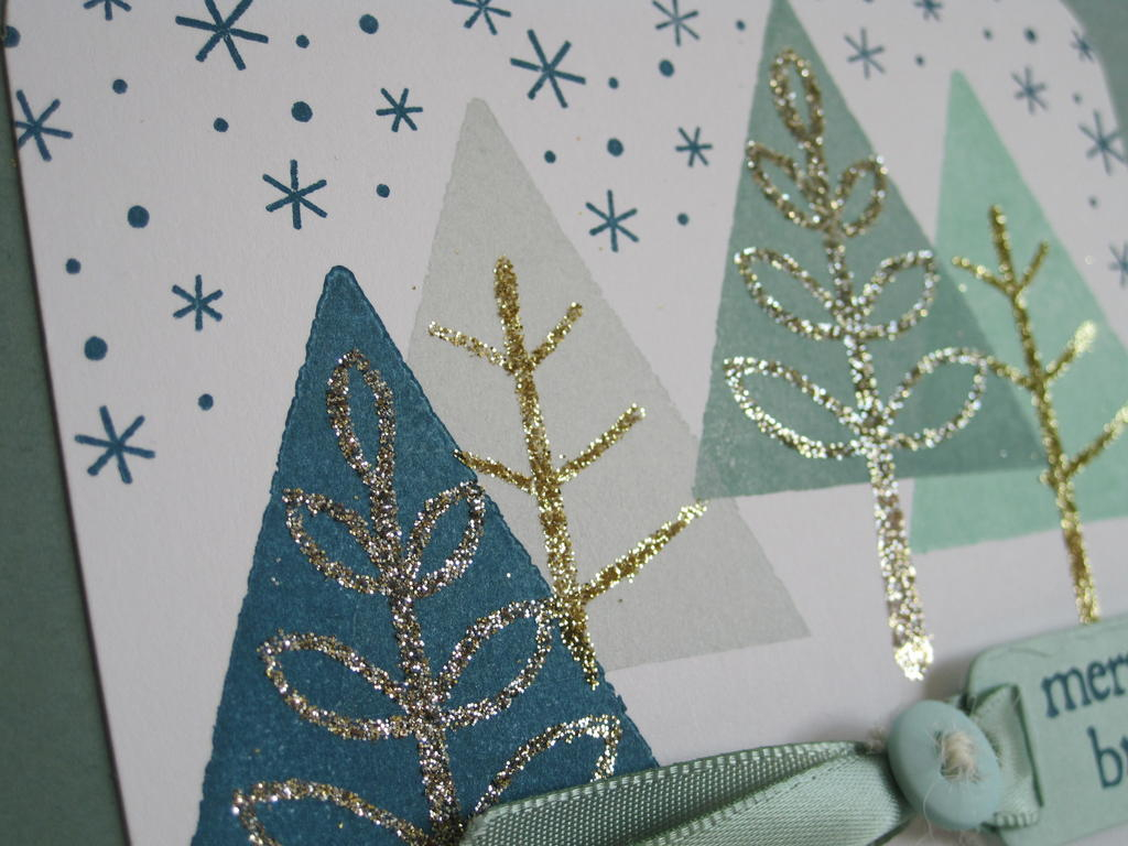 Quick &amp; Easy Holiday Card:<br />
The ease of masking the trees makes this card so...