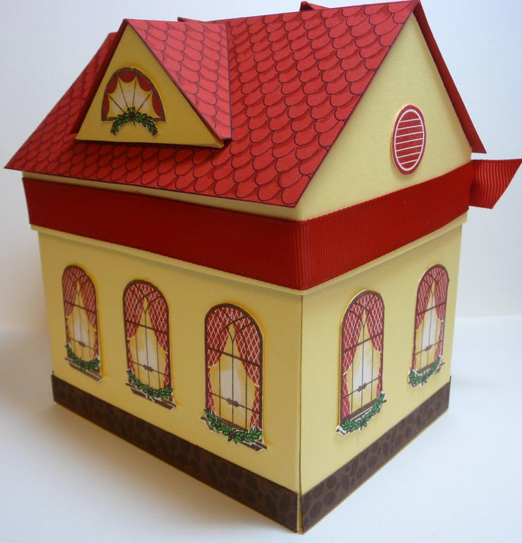 Here you can see the back and sides of the house.  All windows have swags that I masked right on...