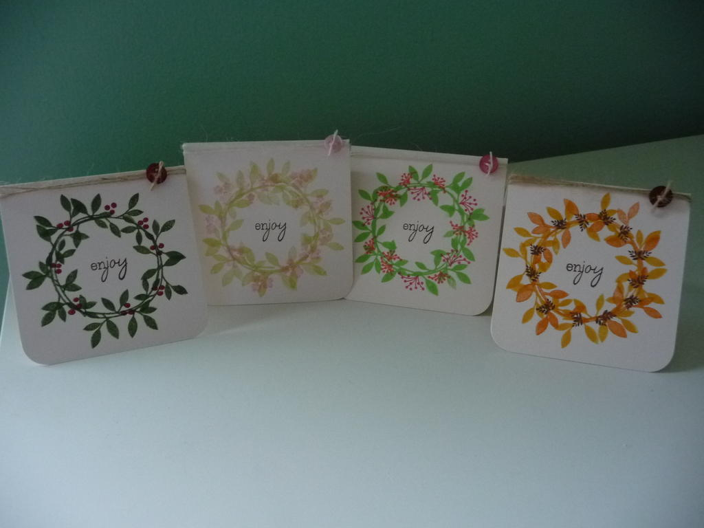 Set of 4 Seasonal Wreath Cards