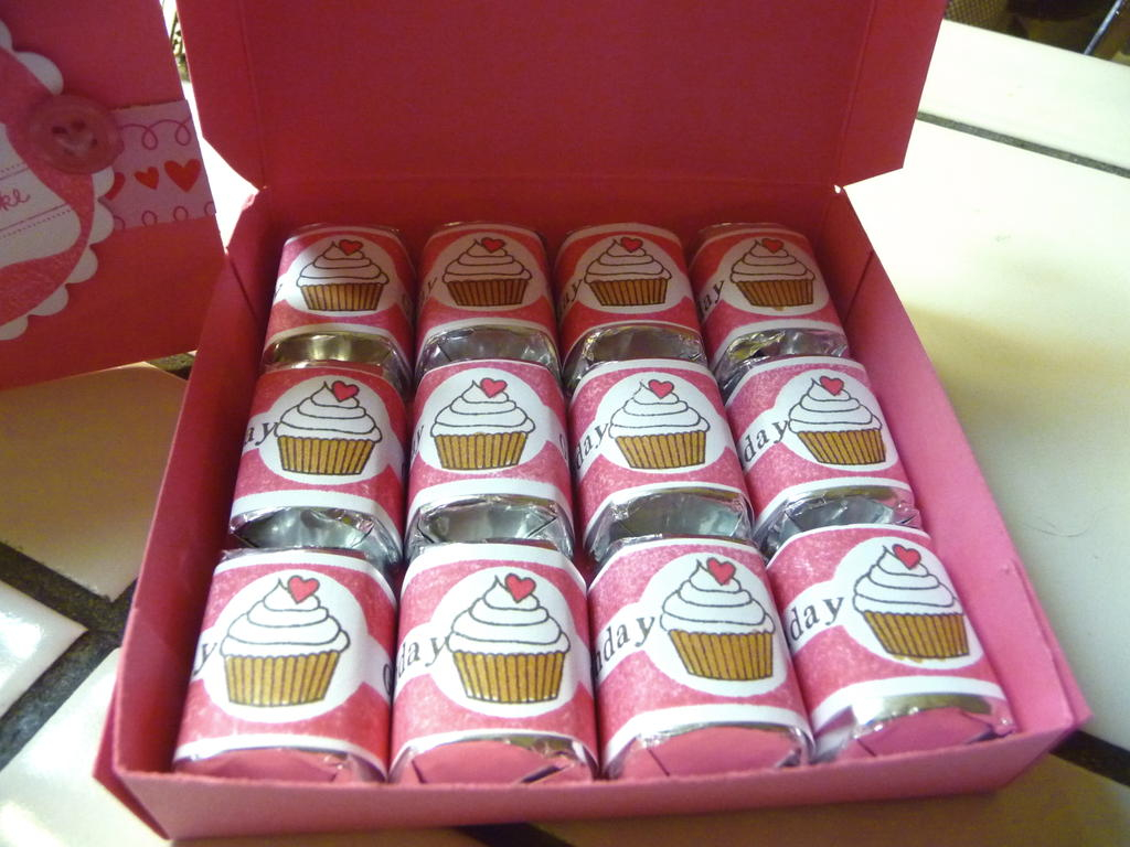 Valentine Birthday treat box Interior<br />
Hersheys nuggets made with Tiny Treats and...