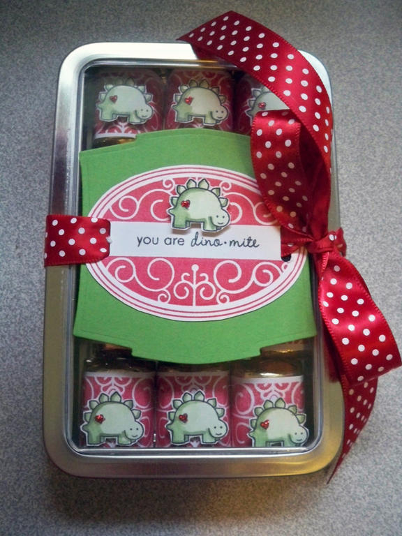 Tiny Treats: Valentine works perfectly with Sweet Love.