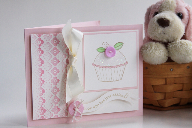 Stamps: Baby Button Bits, Backgroud Basics: Petal Power<br />
Paper: Vintage Cream, Sweet...