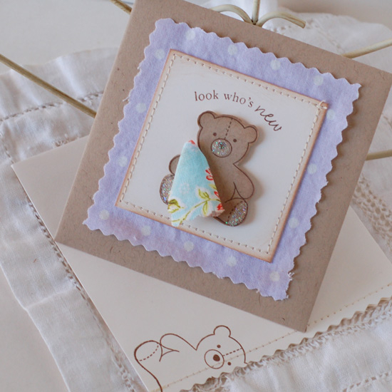 Stamps:  Baby Button Bits<br />
Ink:  Dark Chocolate<br />
Cardstock:  Vintage Cream, Kraft<br...