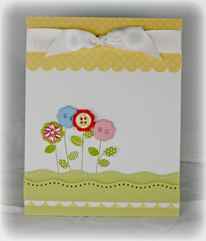 Stamps:  Everyday Button Bits (PTI), Ink:  Old Olive (SU!), Paper:  Select White, Spring Moss...