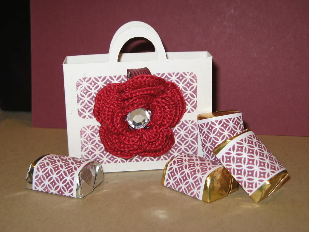 Cherisse Linford<br />
Limitless Labels, also... the flower is actually mounted on a hairclip!