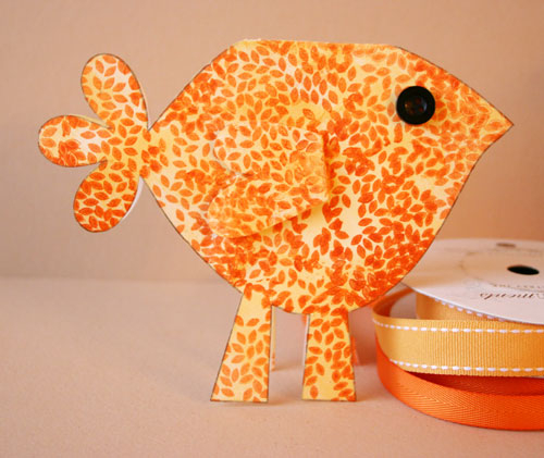 stamps: Through The Trees<br />
inks: Orange Zest and Lemon Tart<br />
paper: white card...