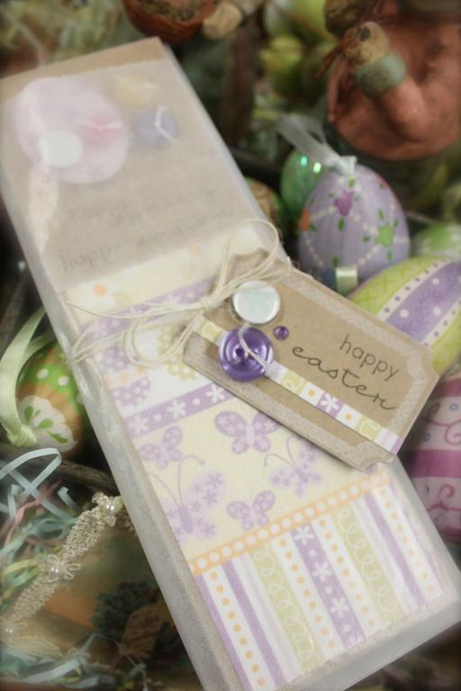 Stamps:Egg Hunt, Fillable Frames #1<br />
Ink:Fresh Snow, True Black<br />
Paper:Egg Hunt,...