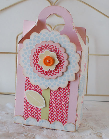 Stamps:  Dot Spot, Blooming Button Bits<br />
Ink:  Pure Poppy, Spring Moss, Spring Rain<br />...