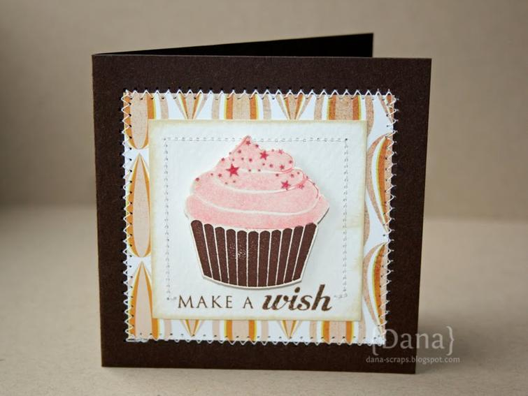 Supplies<br />
Stamps: PTI Cupcake Collection<br />
Ink: Versacolor chestnut, PTI sweet blush...
