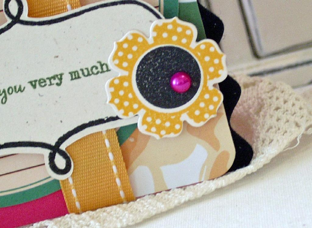 Papertrey Ink supplies used:<br />
Stamps:<br />
Beautiful Blooms II<br />
Fillable Frames...