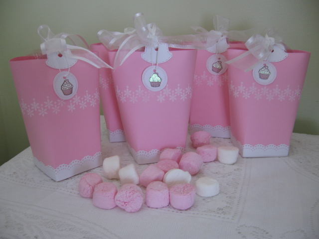 Baby shower favours
