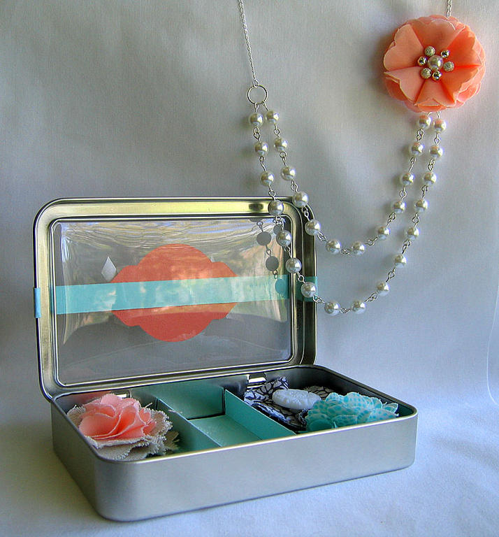 Stamps:  Just For You<br />
Ink:  Melon Berry, Aqua Mist &amp; Chrome (SEI)<br />
Cardstock:...