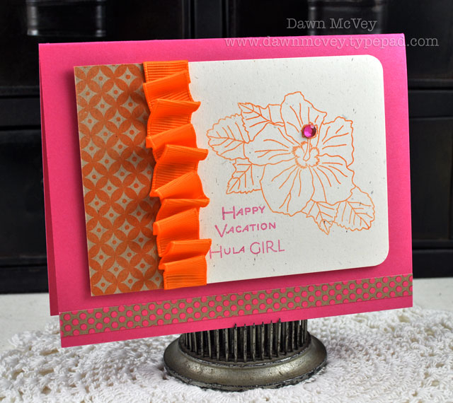 Paper: rustic cream, kraft, raspberry fizz, dotty biscotti<br />
Stamps: Aloha, Background...