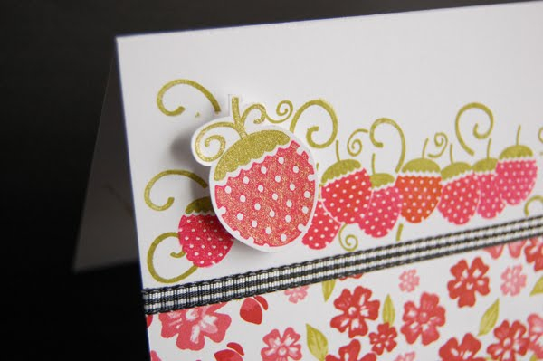 More details at http://dpkcreations.blogspot.com/2010/08/thank-you-berry-much.html<br />
PTI...