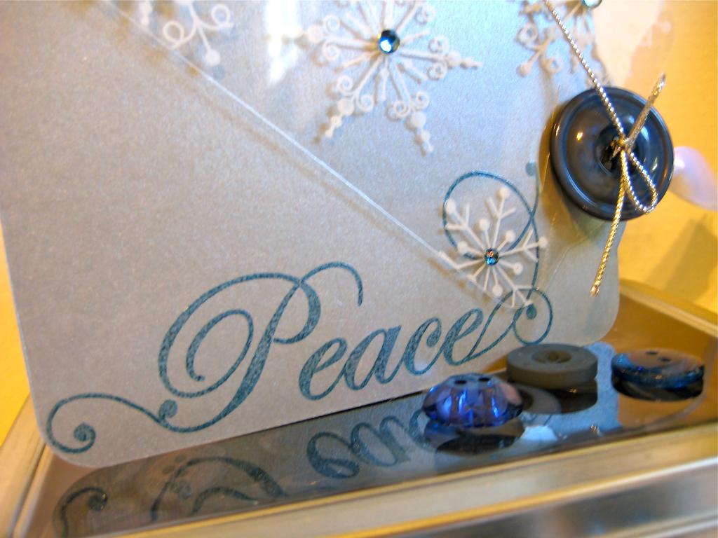 Christmas Tag using Snowflake Serenade. Here&#039;s another pic to give you a better idea of how...