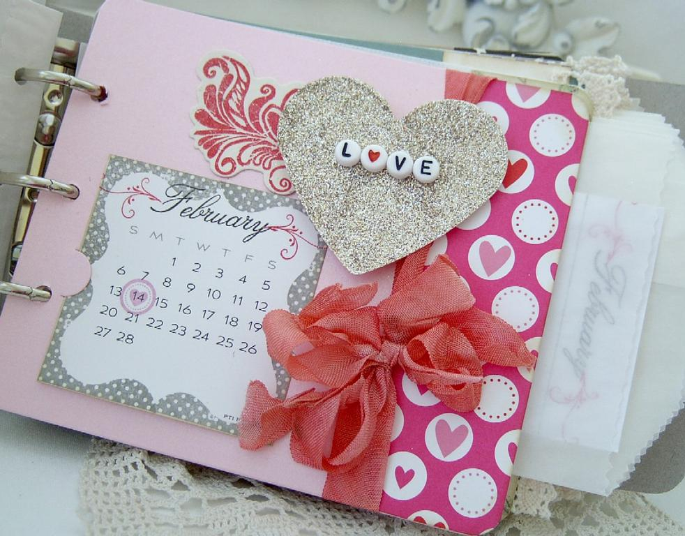 Paeprtrey Ink Supplies Used:<br />
Stamps:<br />
Calendar Basics, Embellishments<br />...