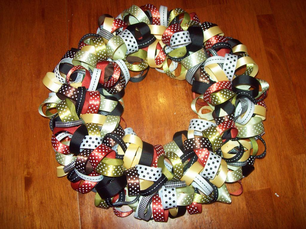 Ribbon Wreath using PTI Ribbon