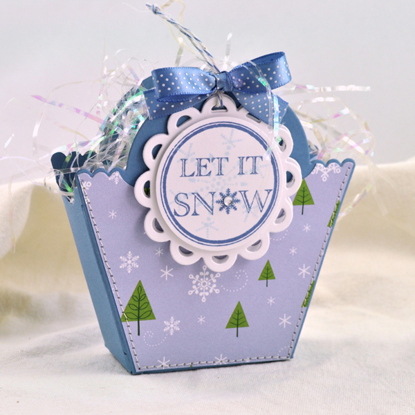 Stamps: 2010 Holiday Tags<br />
Patterned Paper: Christmas Print<br />
Cardstock: Blueberry...