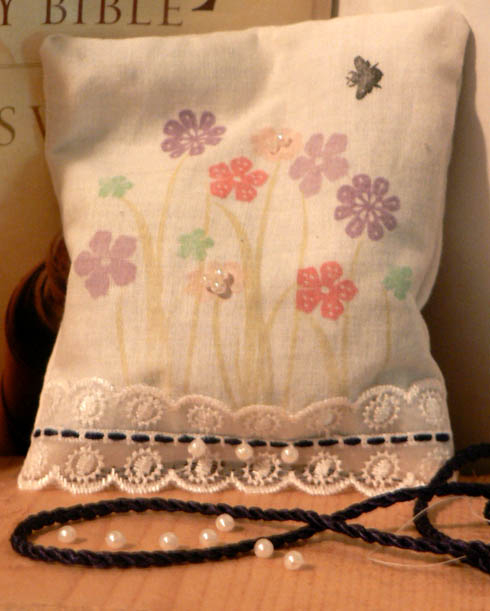 This is the white sachet, again, I need a darker green palette inkpad, but I think with a bit of...