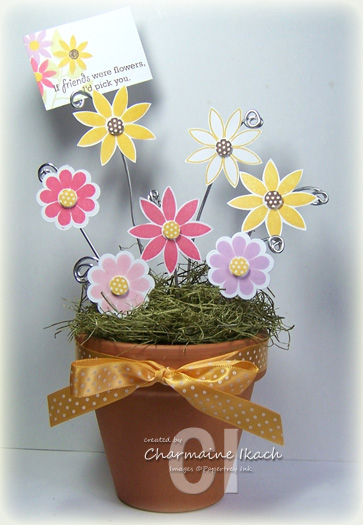 This is a picture pot I made that I thought would make a nice gift. . .a Picture Bouquet!  You...