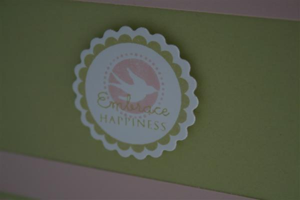 Close up of scalloped circle