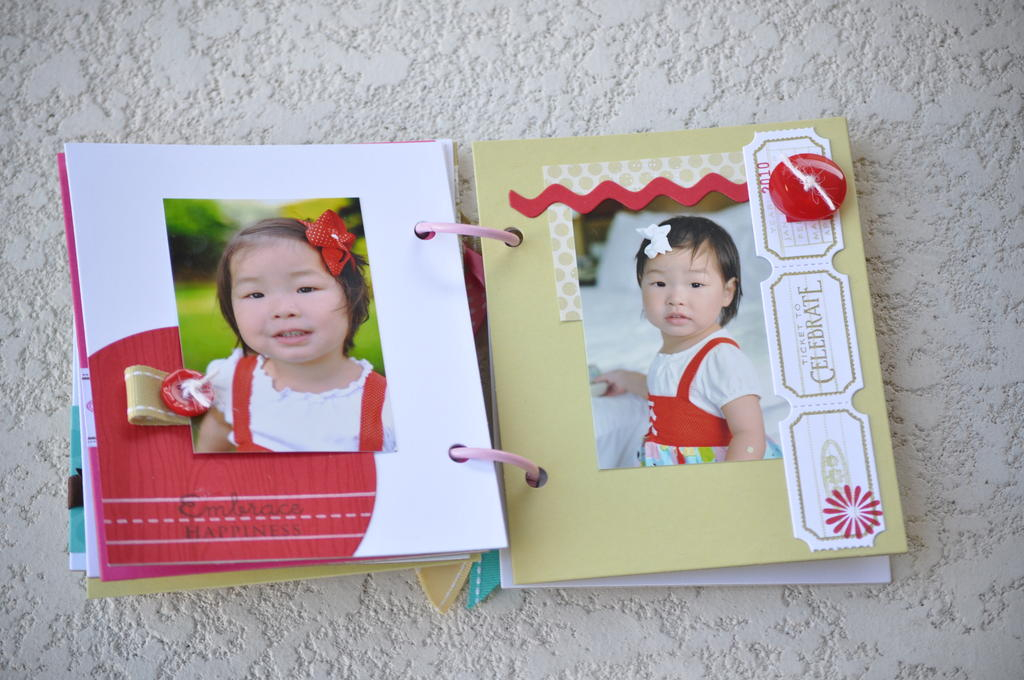 Mini album layout 5