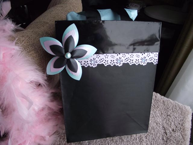 PTI Flower - Stardream text weight paper