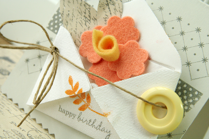 Stamps: Background Basics: Twinkle, Ribbon Tails (center and sentiment), Sending You (flower)<br...