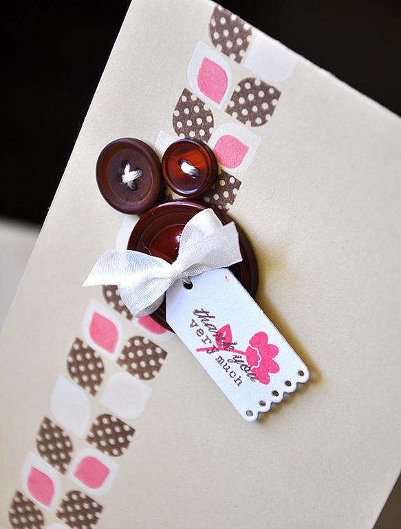 Stamps: Modern Basics &amp; Tag-it's #2<br />
Ink: Dark Chocolate, Fresh Snow &amp;...