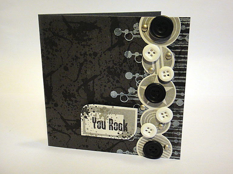 stamps: Grunge Me, Boy Basics: Simple Circles<br />
<br />
ink: True Black, Fresh Snow, Smokey...