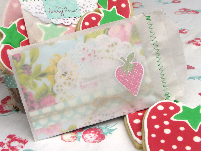 {Berry Sweet} berry basket<br />
Stamps â€“ Fruit Fusion: Strawberry, Polka Dot Basics II<br />...
