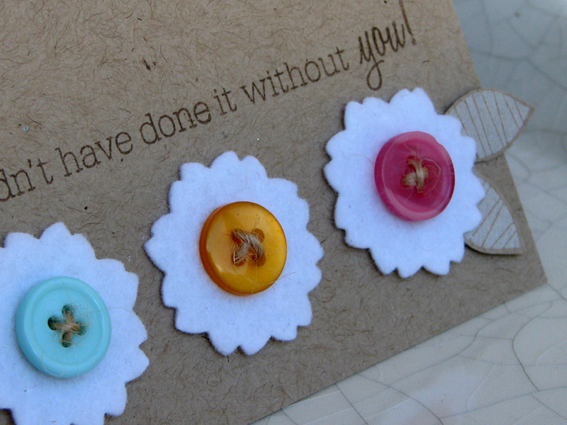 Stamps - Flower Fusion #4<br />
CS - Kraft<br />
Ink - Dark Chocolate<br />
Die - Flower...