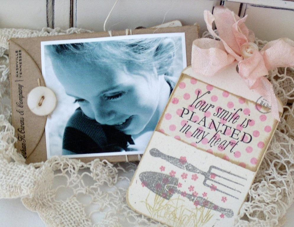 Papertrey Ink Supplies Used:<br />
Stamps:<br />
Garden Variety<br />
Paper:<br />
Kraft,...