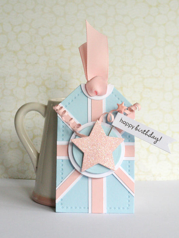 http://limedoodle.blogspot.com/2011/05/royal-fun.html<br />
<br />
Thanks for looking!<br />...
