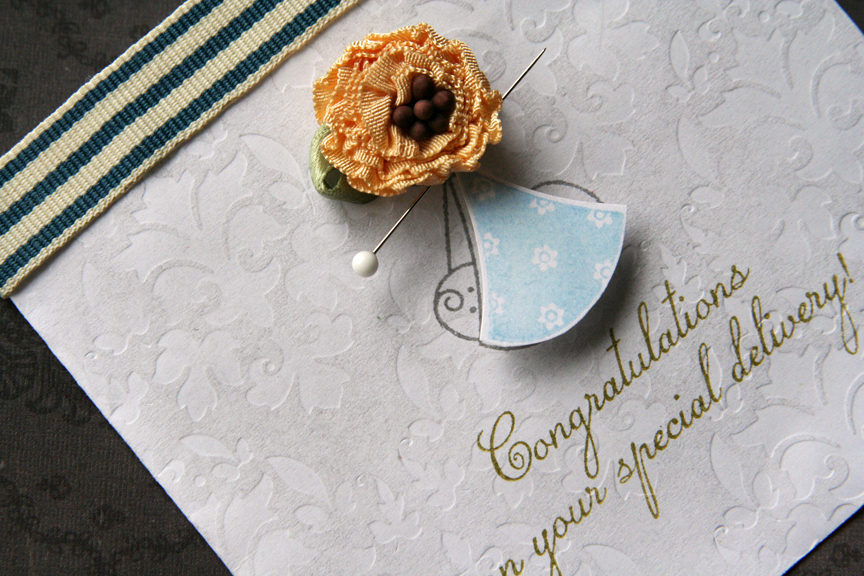 Stamps: Bundle of Love<br />
Ink: Smokey Shadow, Spring Rain, Ripe Avocado<br />
Paper: white...