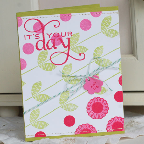 Stamps:  Floral Fusion #5, Think Big Favorites #3, Tiny Tags<br />
Ink:  Pure Poppy, Hibiscus...