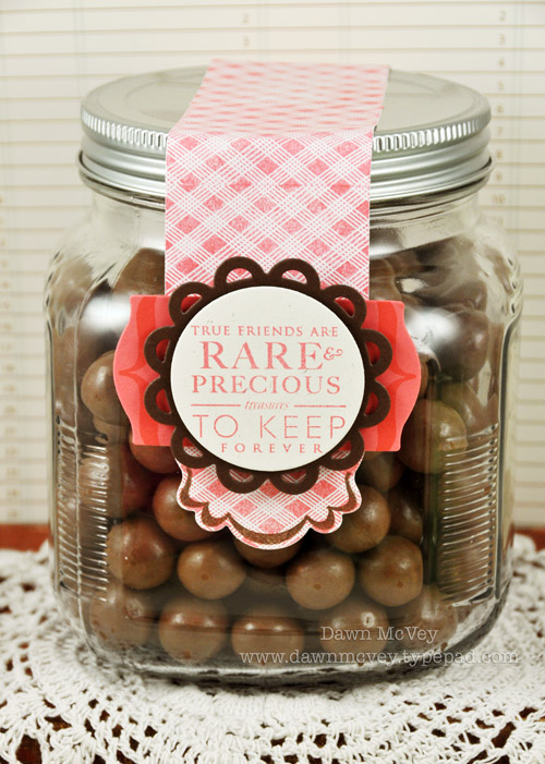 Paper: rustic cream, berry sorbet, dark chocolate, white adhesive sheets<br />
Stamps: Half...